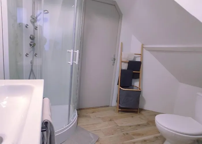 The Gast-house : Family